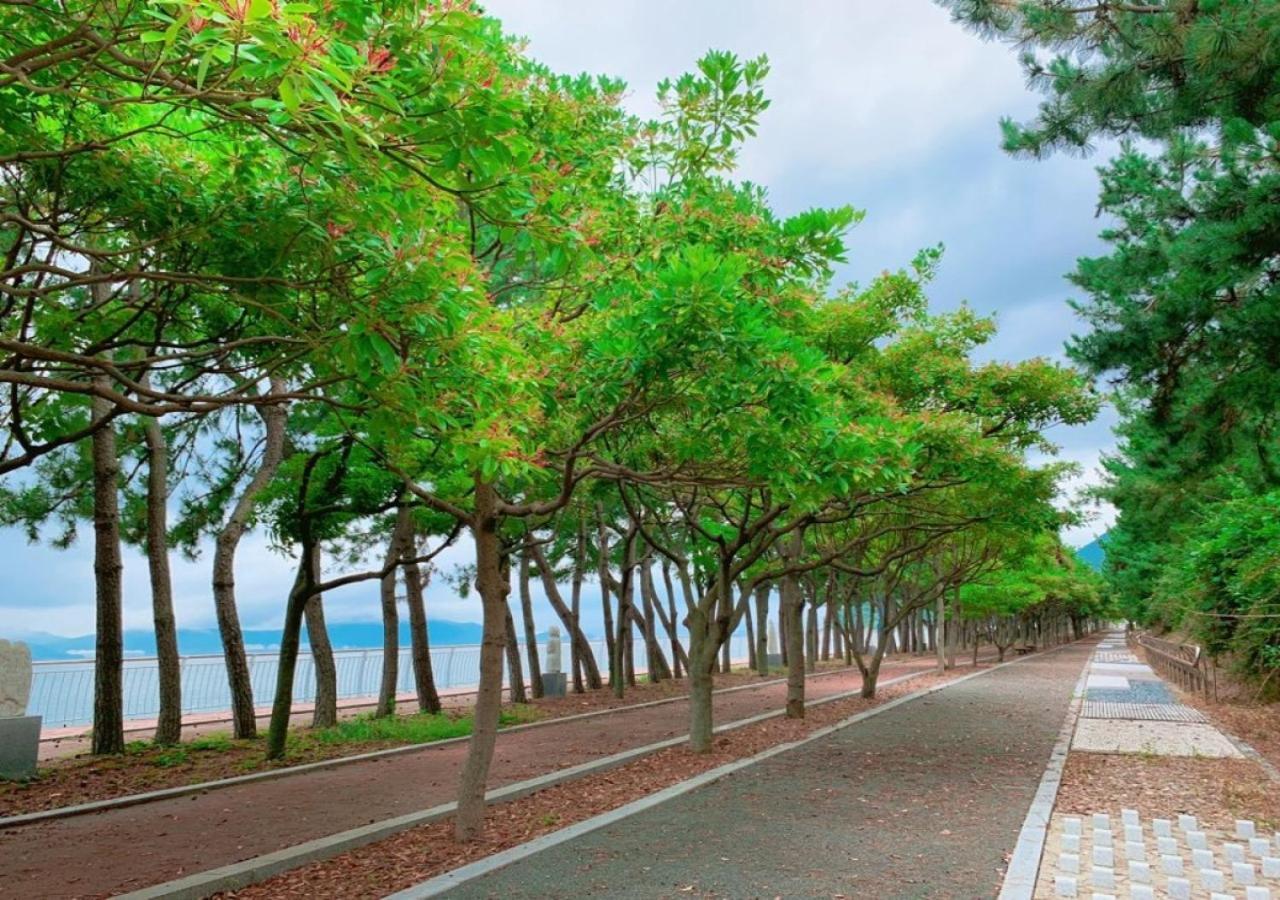 Namhae Sportspark Hotel Exterior foto
